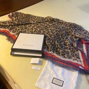Authentic Gucci leopard print scarf large!